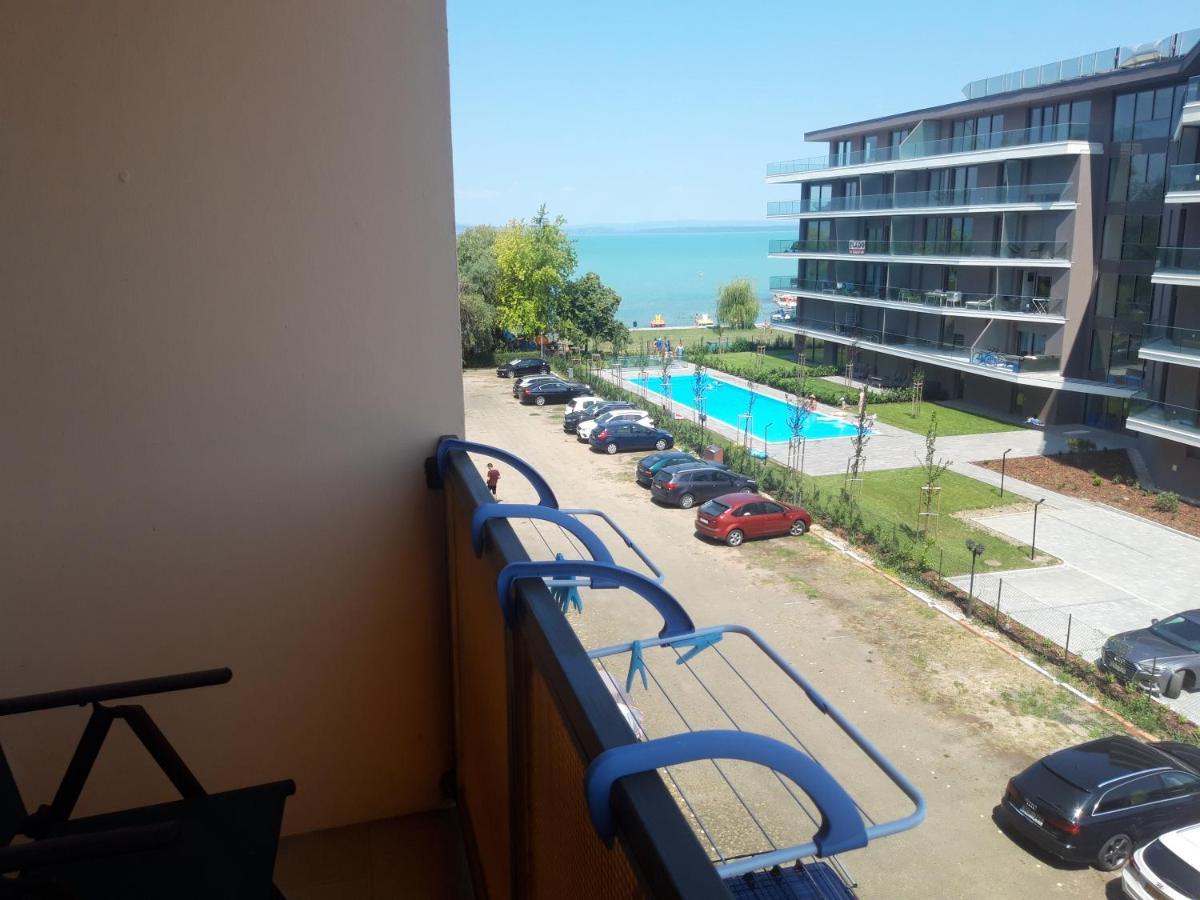 Kr Apartman Siófok Buitenkant foto